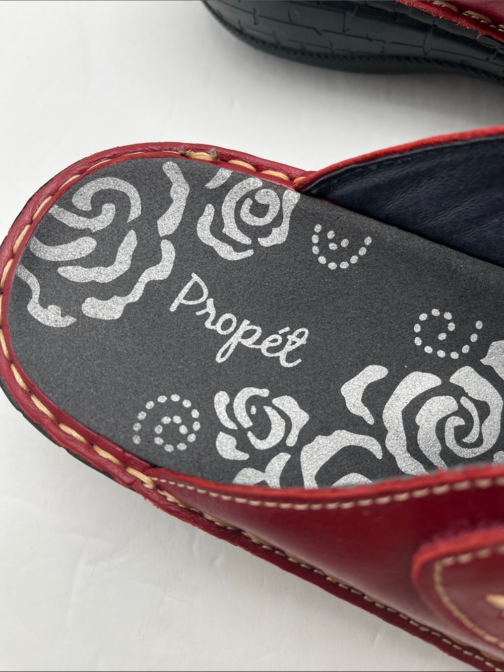 Propet June Slide Sandals Straps Velcro Women 7.5 Red Support Comfort Casual - Picture 2 of 11